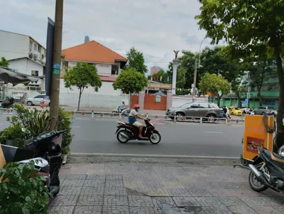 Dragon homestay centre city Bitexco view room – Foto’s 11